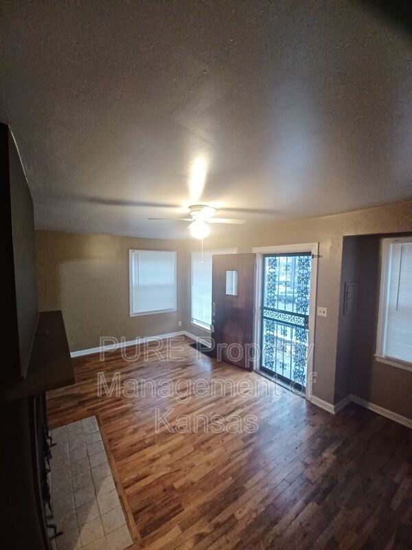 Foto del edificio - 635 SW Webster Ave