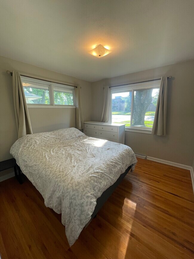 Foto del edificio - 1107 11th Ave NW