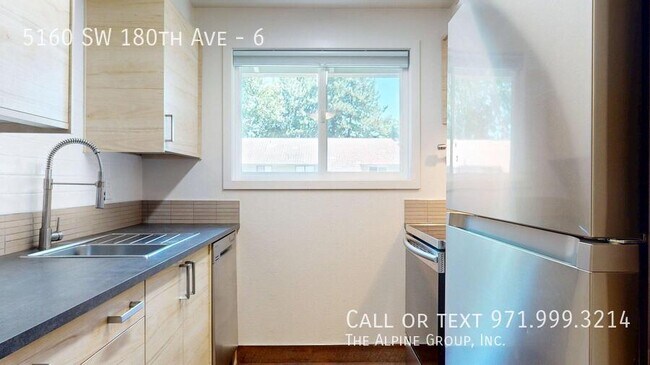 Foto del edificio - 5160 SW 180th Ave