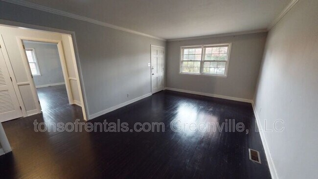 Building Photo - 1415 Fernwood Glendale Rd