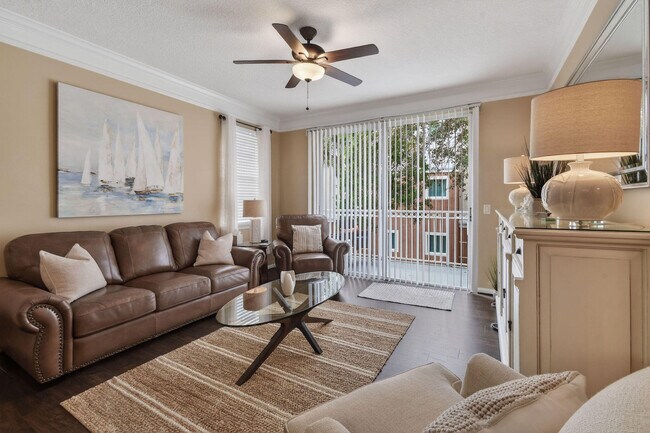 Foto del edificio - 3202 Myrtlewood Cir E