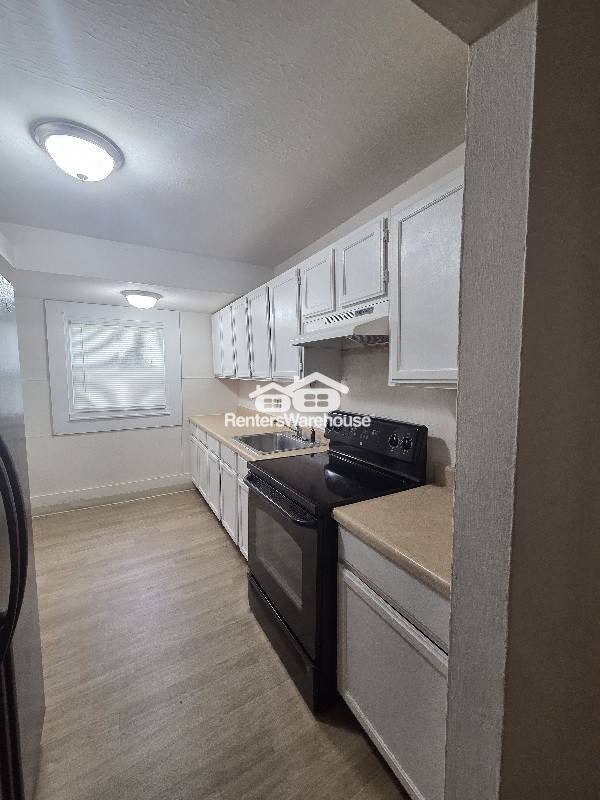 Building Photo - 10732 Spring Garden Dr