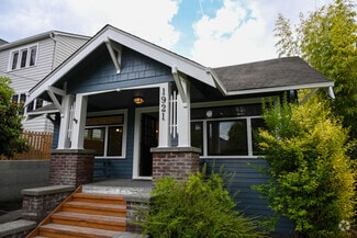Building Photo - 1921 E Lynn St