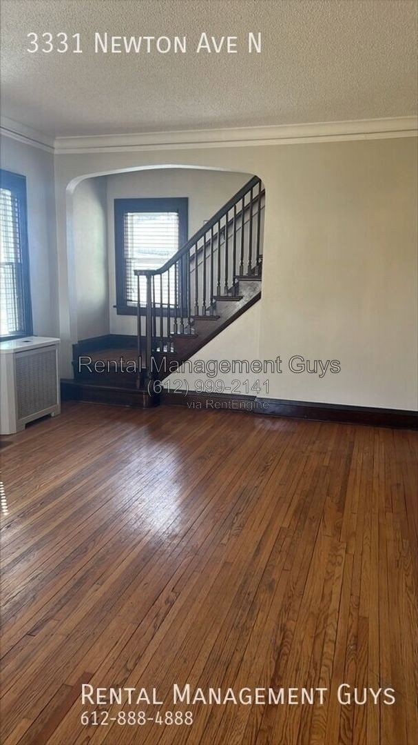 Building Photo - 3331 N Newton Ave