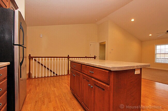 Foto del edificio - 2358 Garrett Ln