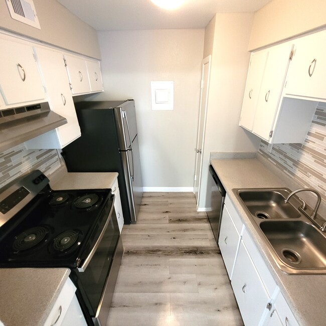 Celina Plaza Rentals in El Paso at 8500 Viscount Blvd El Paso, TX