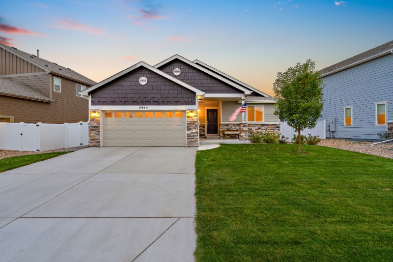 5945 Clarence Dr, Windsor, CO 80550 House Rental in Windsor, CO