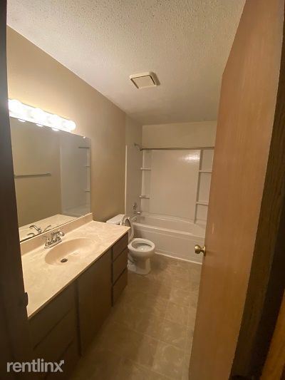 Building Photo - 3 br, 1 bath House - 3017 18th St S  Apart...