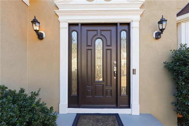 Building Photo - 348 Santa Anita Ave