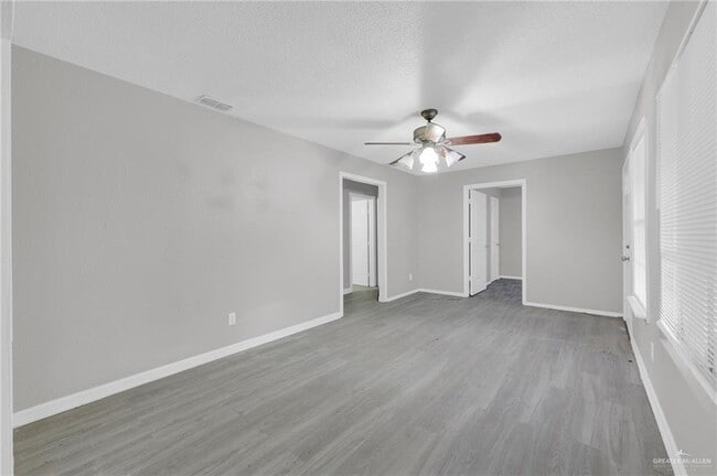 Building Photo - 14 S 26th St