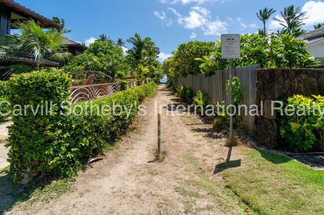 Building Photo - Lanikai -Kailua 3/3 Home