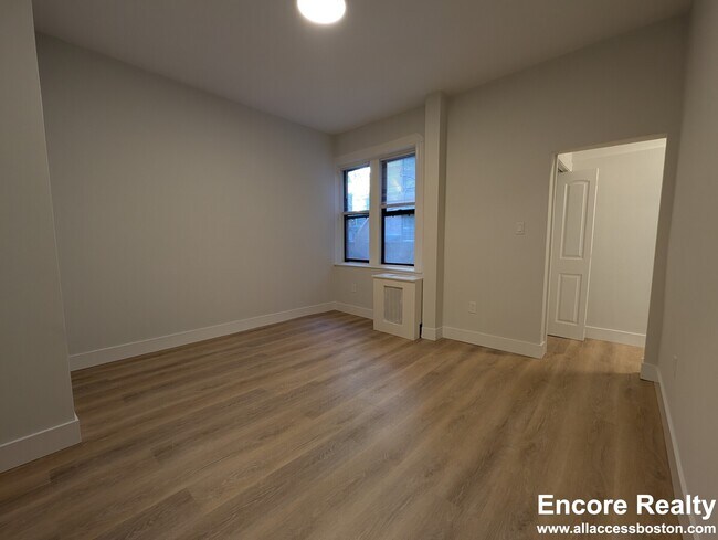 Foto del edificio - 24 Phillips St