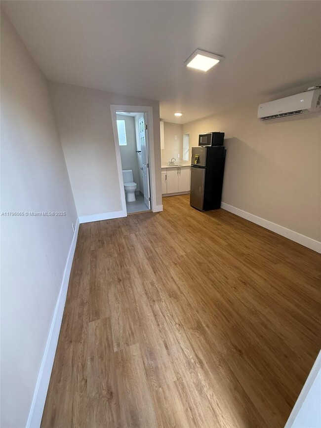 Foto del edificio - 750 S 61st Terrace