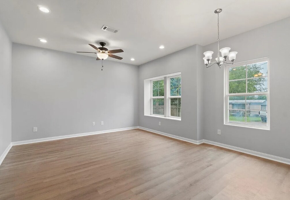 Building Photo - 16866 W Hammon