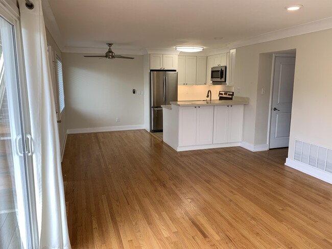 Building Photo - 55 Roque Moraes Dr