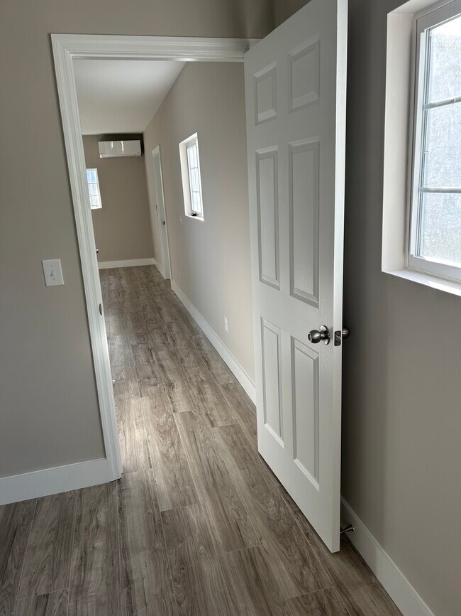 Foto del edificio - 2579 Forestbrook Rd