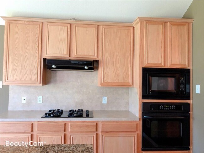 Building Photo - 4100 Wildbriar Ln