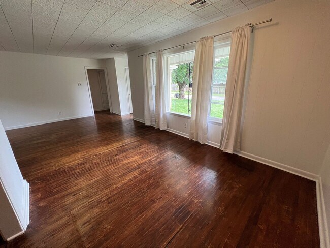 Foto del edificio - 1007 E 49th St