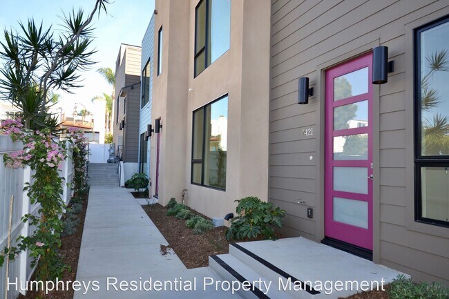 Building Photo - 7427 Olivetas Ave