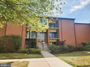 Building Photo - 7919 Mandan Rd