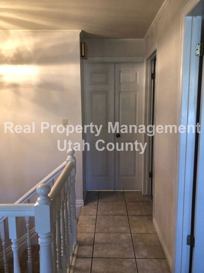 Foto del edificio - Half Off First Months Rent! Spacious Lehi ...