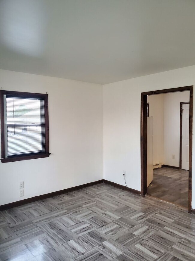 Building Photo - 4149-4151 2nd St