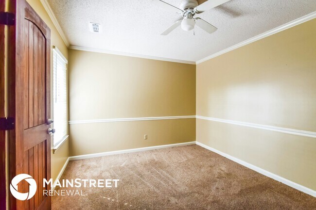 Building Photo - 7411 Paddock Cove
