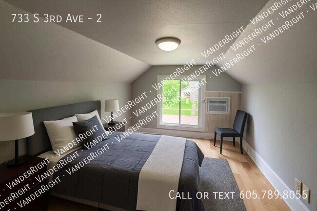 Foto del edificio - 733 S 3rd Ave