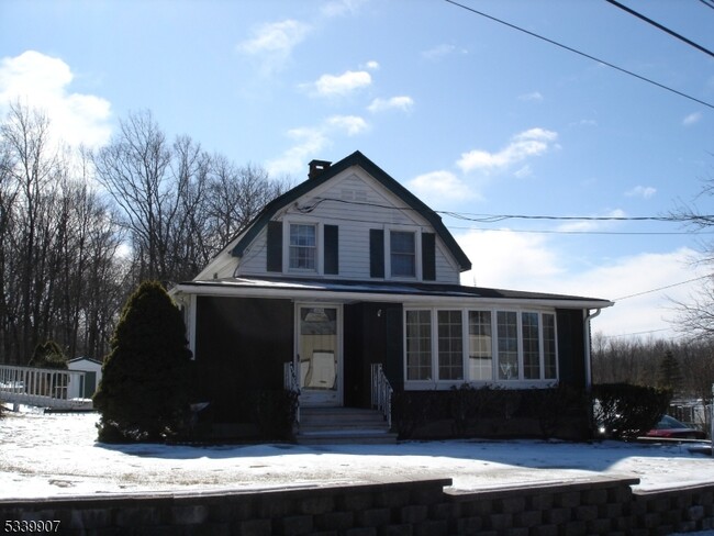 Foto del edificio - 43 Old Ledgewood Rd