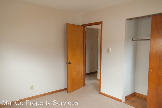 Foto del edificio - 4573 E 4th St