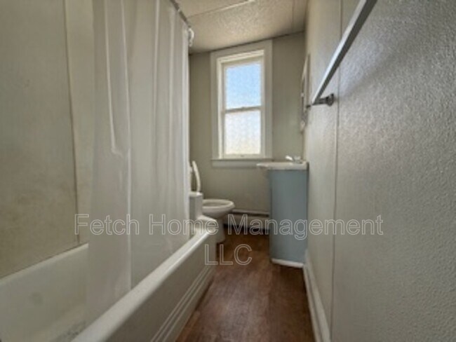 Foto del edificio - 143 N Albemarle St