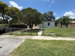 Building Photo - 1481 NE 155th Terrace