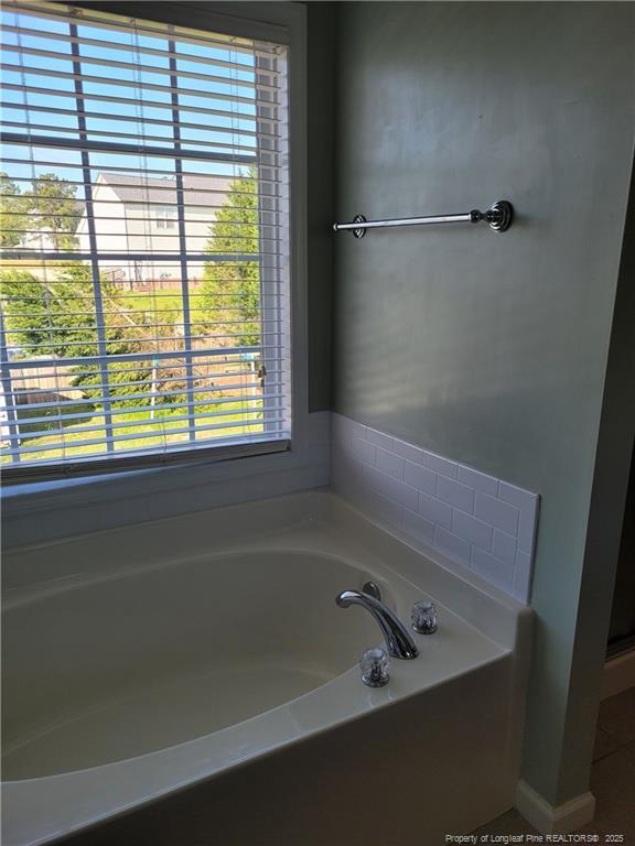 Foto del edificio - 84 Gloucester Ct