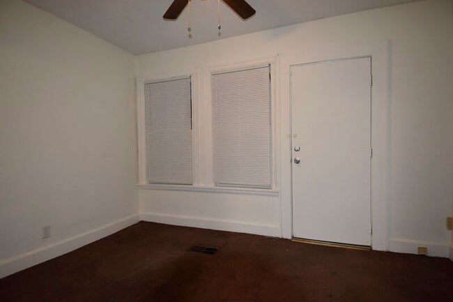 Foto del edificio - 820 Maury St