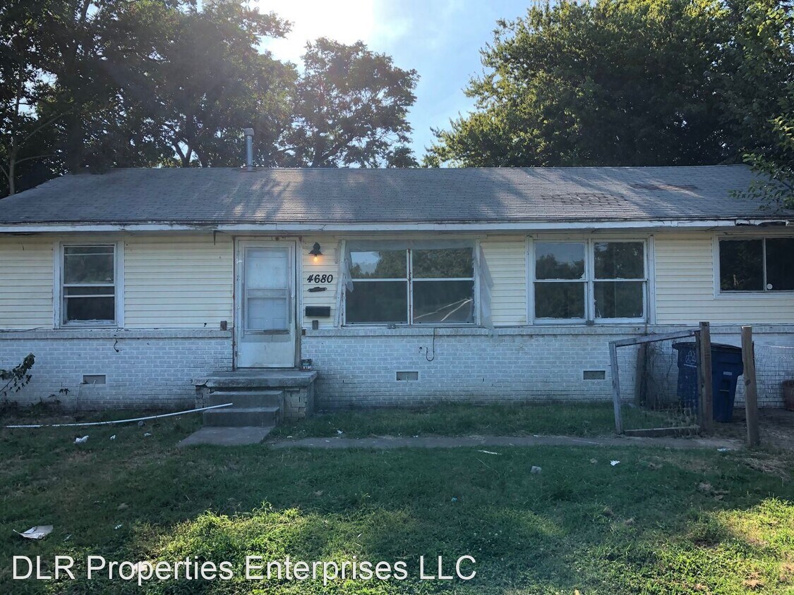 Foto principal - 3 br, 1 bath House - 4680 N. Hartford Ave