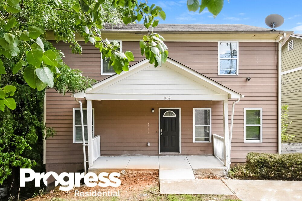 Primary Photo - 1456 Hawkins St NW