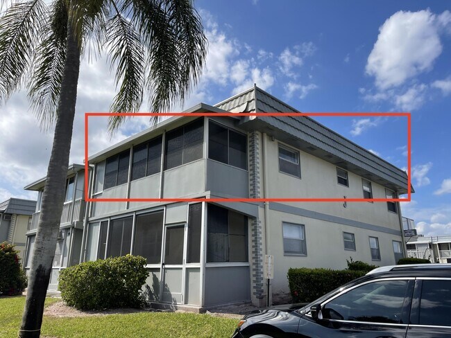 Foto del edificio - 457 Brittany Dr