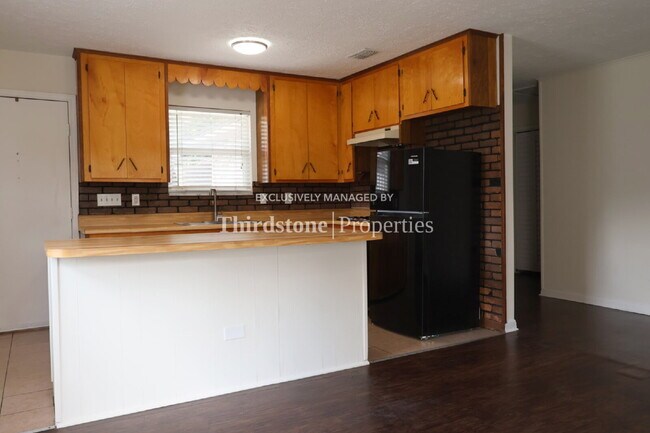 Foto del edificio - 5615 Atlee Ave