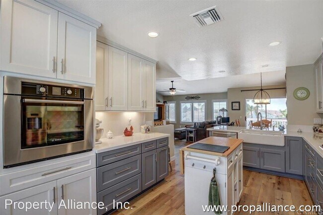 Building Photo - 4 br, 3 bath House - 5010 Patra Way