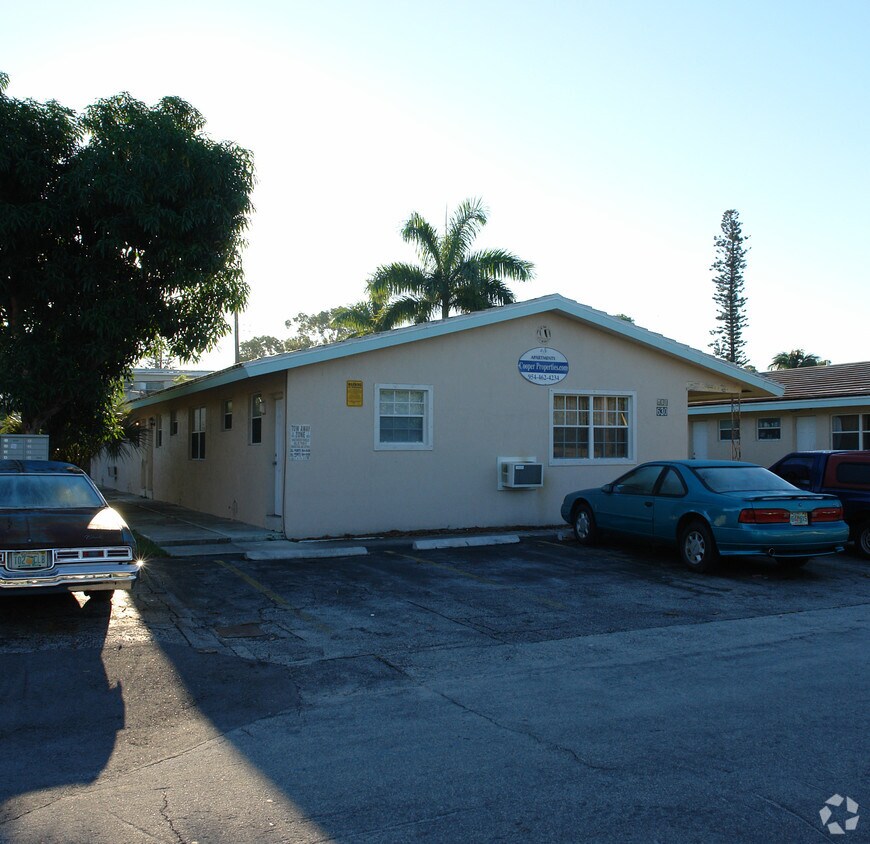 Primary Photo - 630 NE 4th Ave