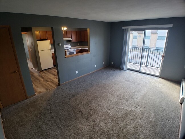 Building Photo - 2 bedroom 1 bath in Owatonna