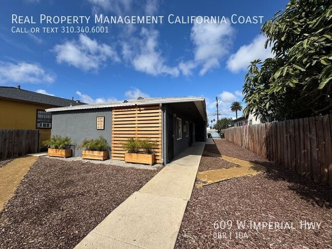 Photo - 609 W Imperial Hwy House