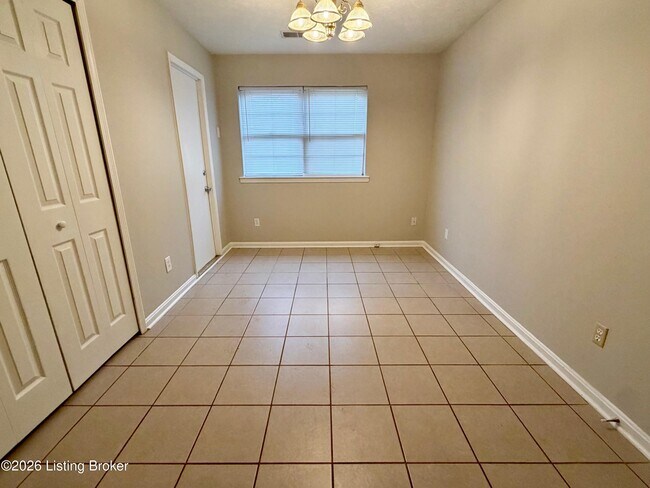 Foto del edificio - 313 Hawthorne Dr