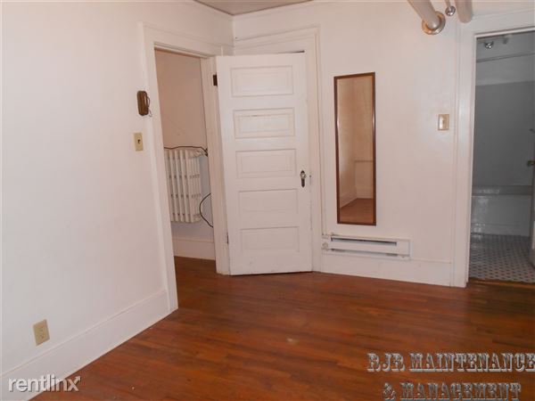 Building Photo - 620 1/2 N 4th St