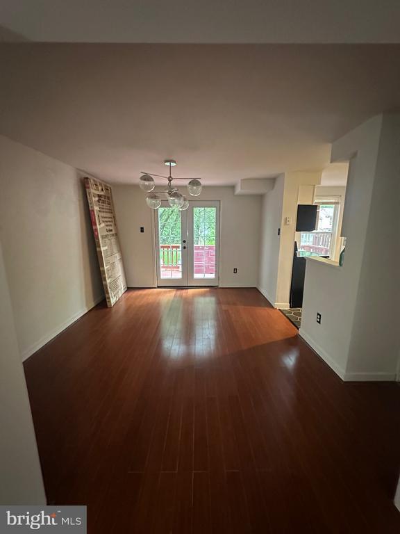 Building Photo - 344 Shady Glen Dr