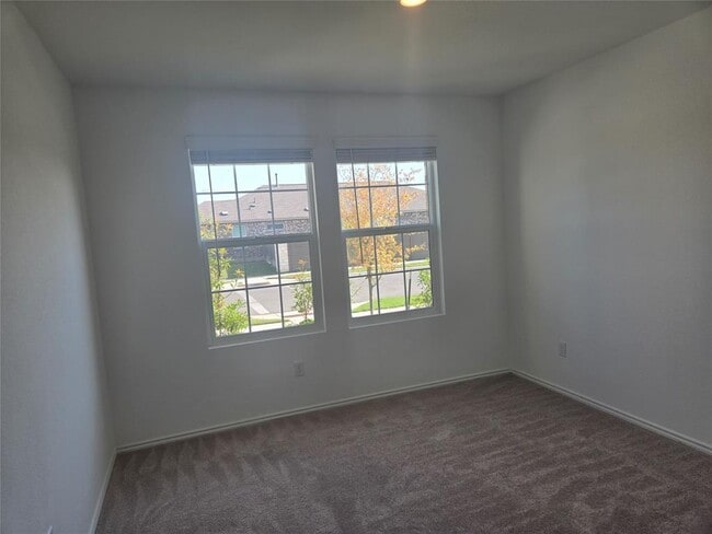 Foto del edificio - 502 Arnage Dr