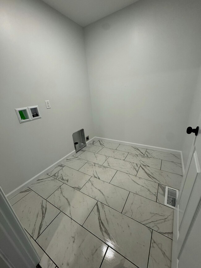 Foto del edificio - 219 Cambria St