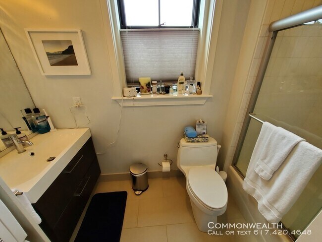 Foto del edificio - South End NO FEE 2 bed Large unit Avail 9/1