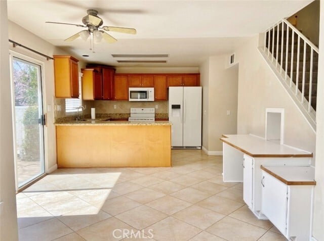 Building Photo - 45359 Zuma Dr