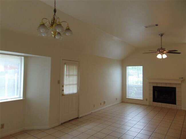 Building Photo - 12401 Turtle Rock Rd